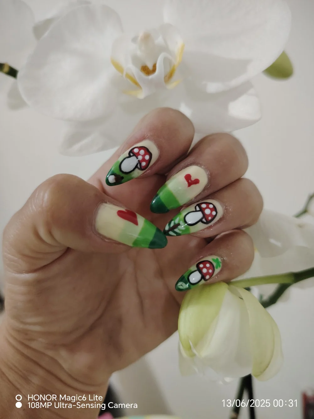 Art Nails Studio by Rouss