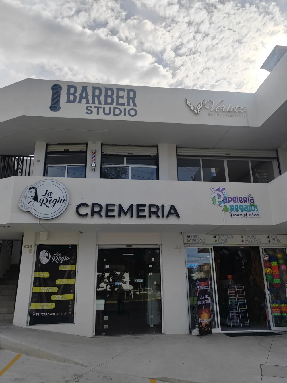 BARBER STUDIO
