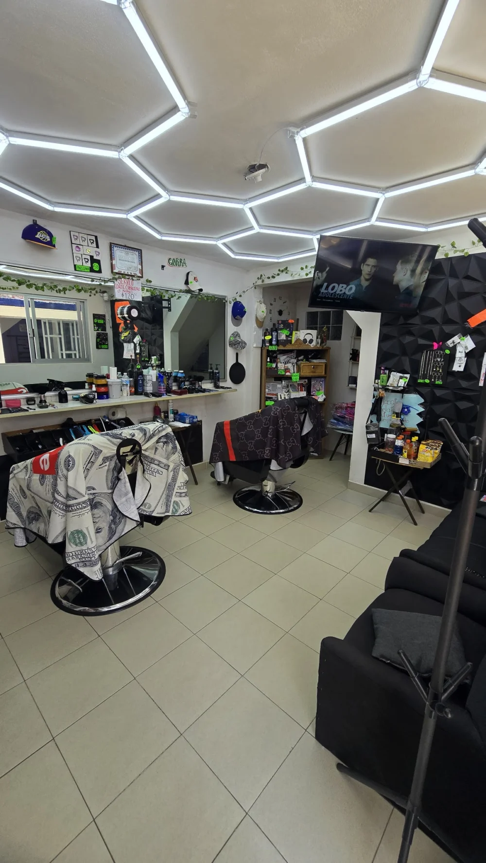 Barbería & Estetica Lux