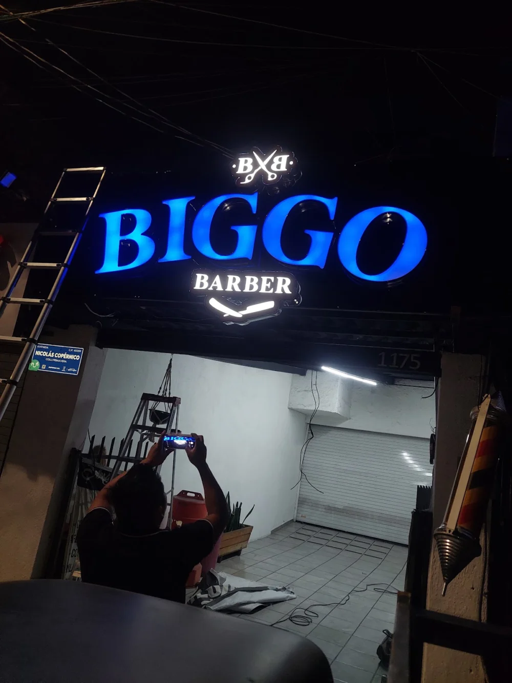 BIGGO barber shop