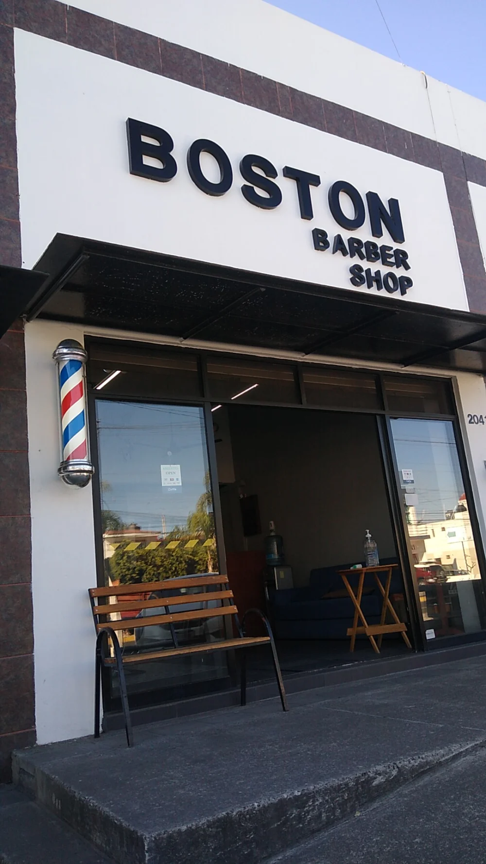 BOSTON BARBER