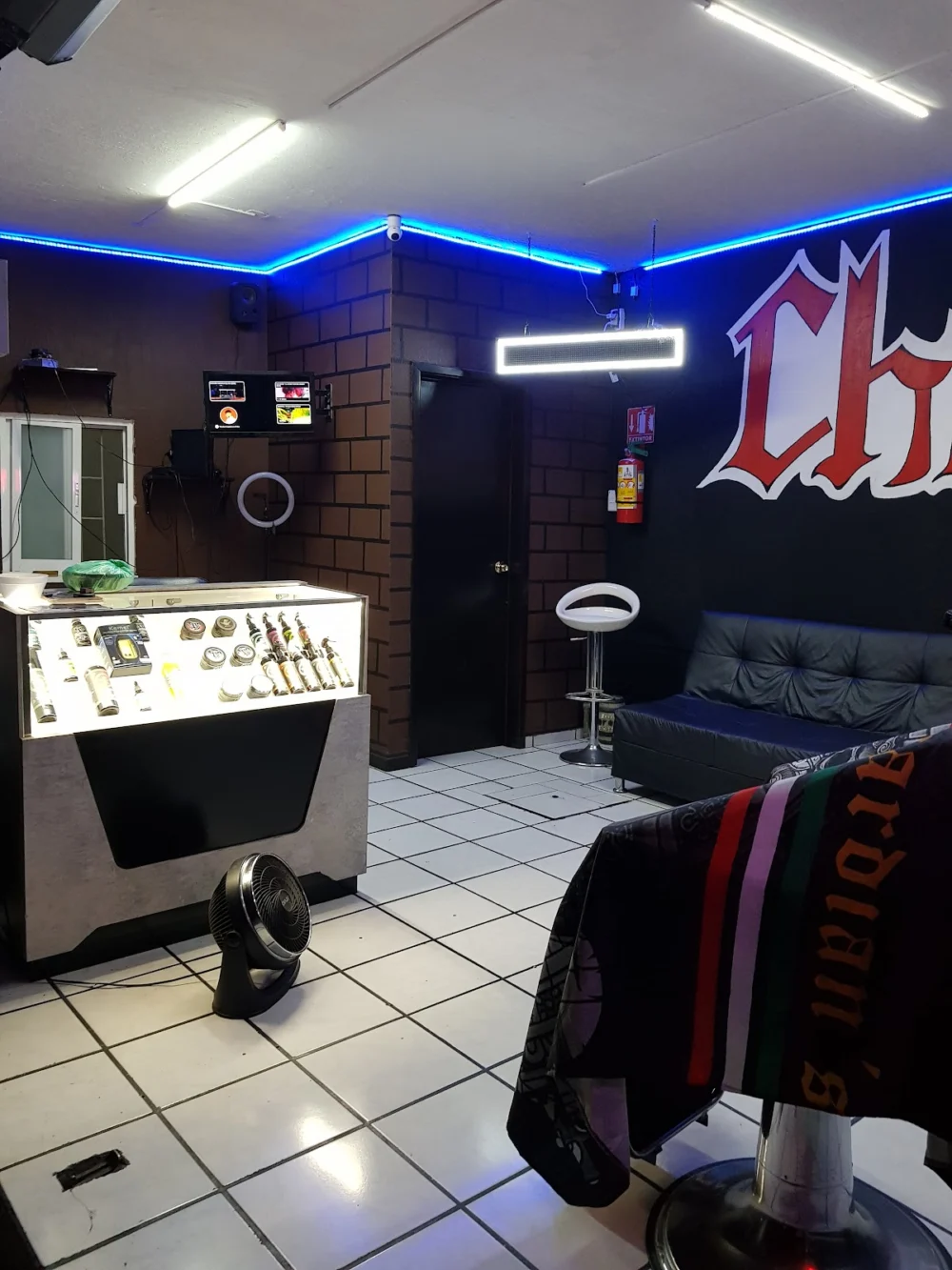 Chante Barber Shop