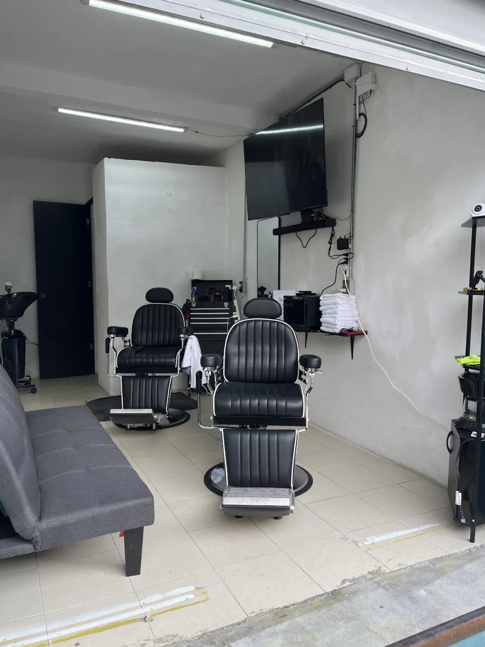 La Resiliencia Barber Shop