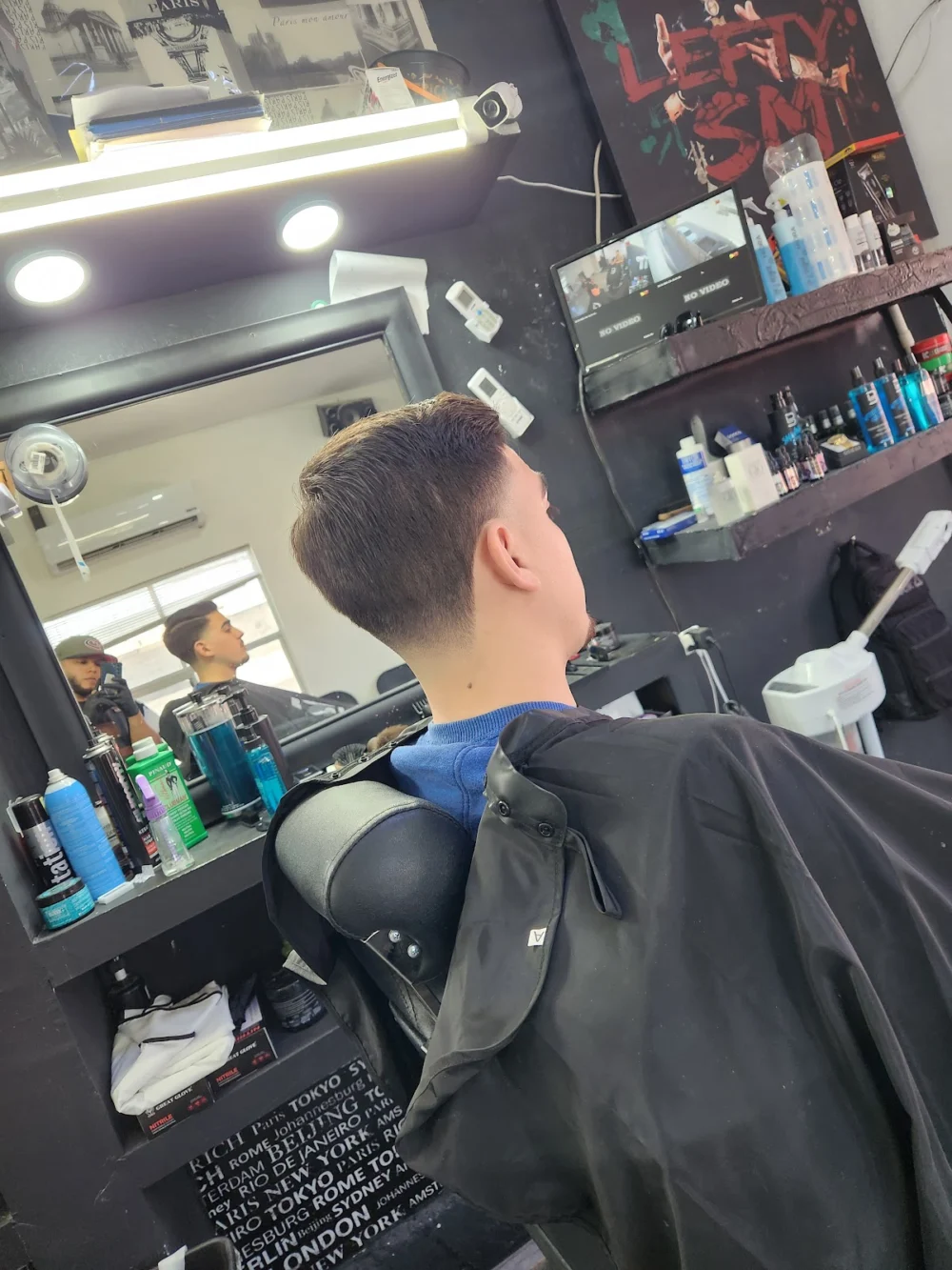 PELUQUERÍA & BARBERÍA CHOCKY