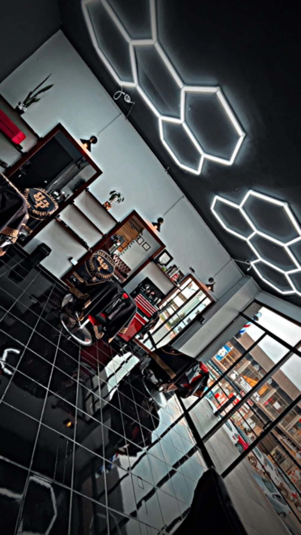 Resurge barbershop